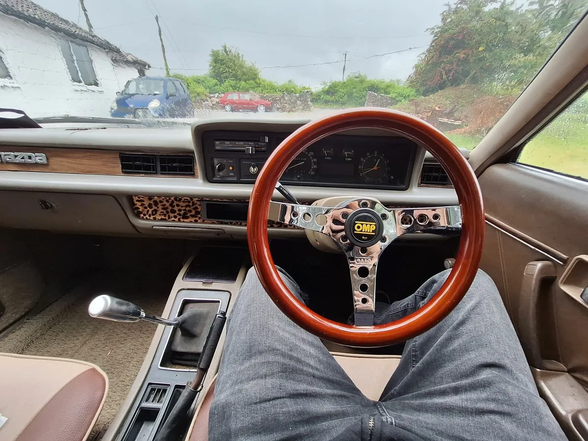 Mazda 929L Luce LA4 - Image 3