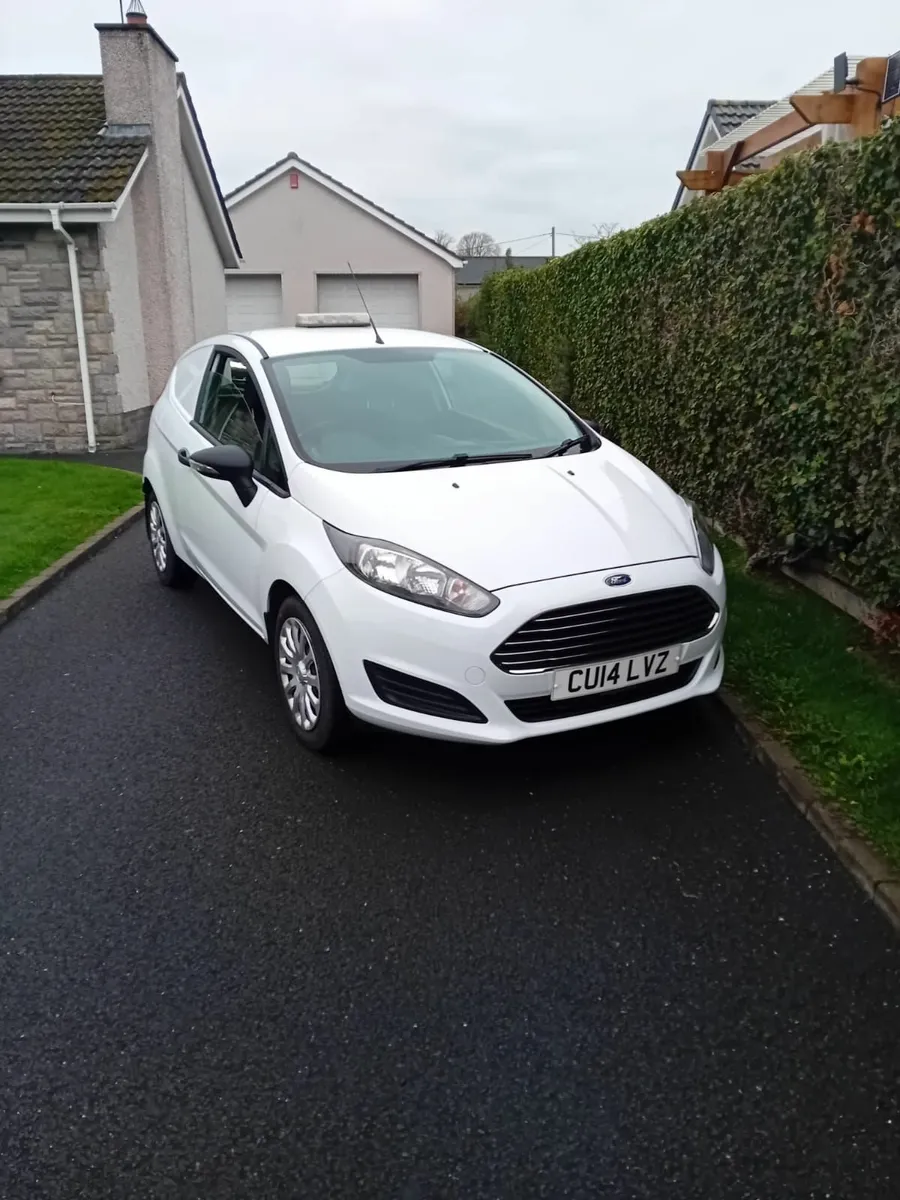 2014 Ford Fiesta VAN 1.5 TDCI - Image 1