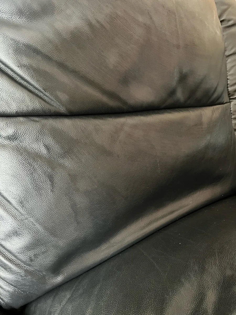 3 seater leather sofa - Image 2