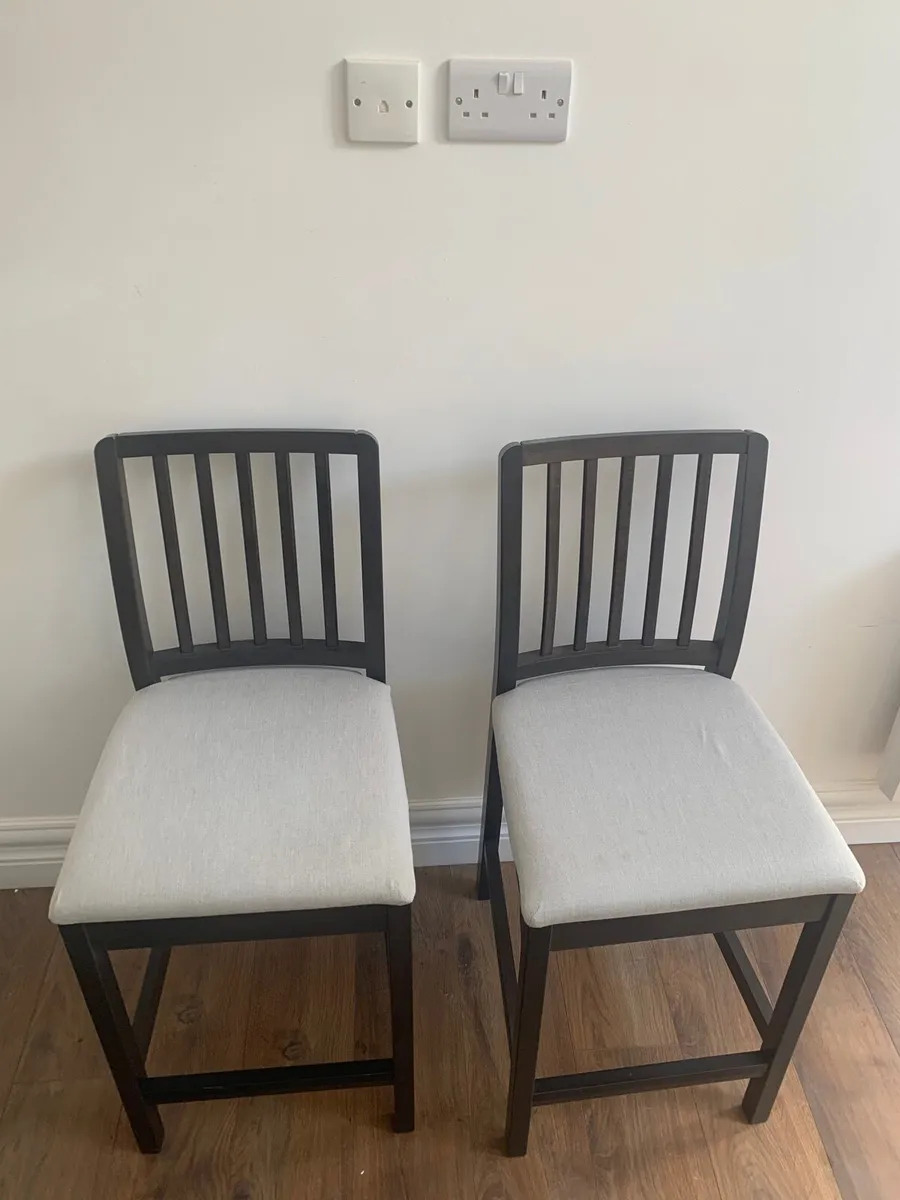 💥2 Island stools for sale 💥 - Image 1