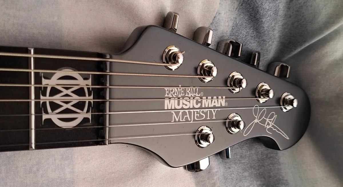 Music Man John Petrucci Majesty 7String Polar Noir - Image 1