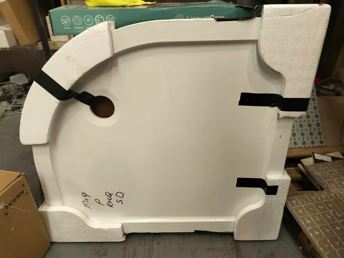 1000 x 900mm Offset Quadrant Slim Line Shower Tray - Image 2