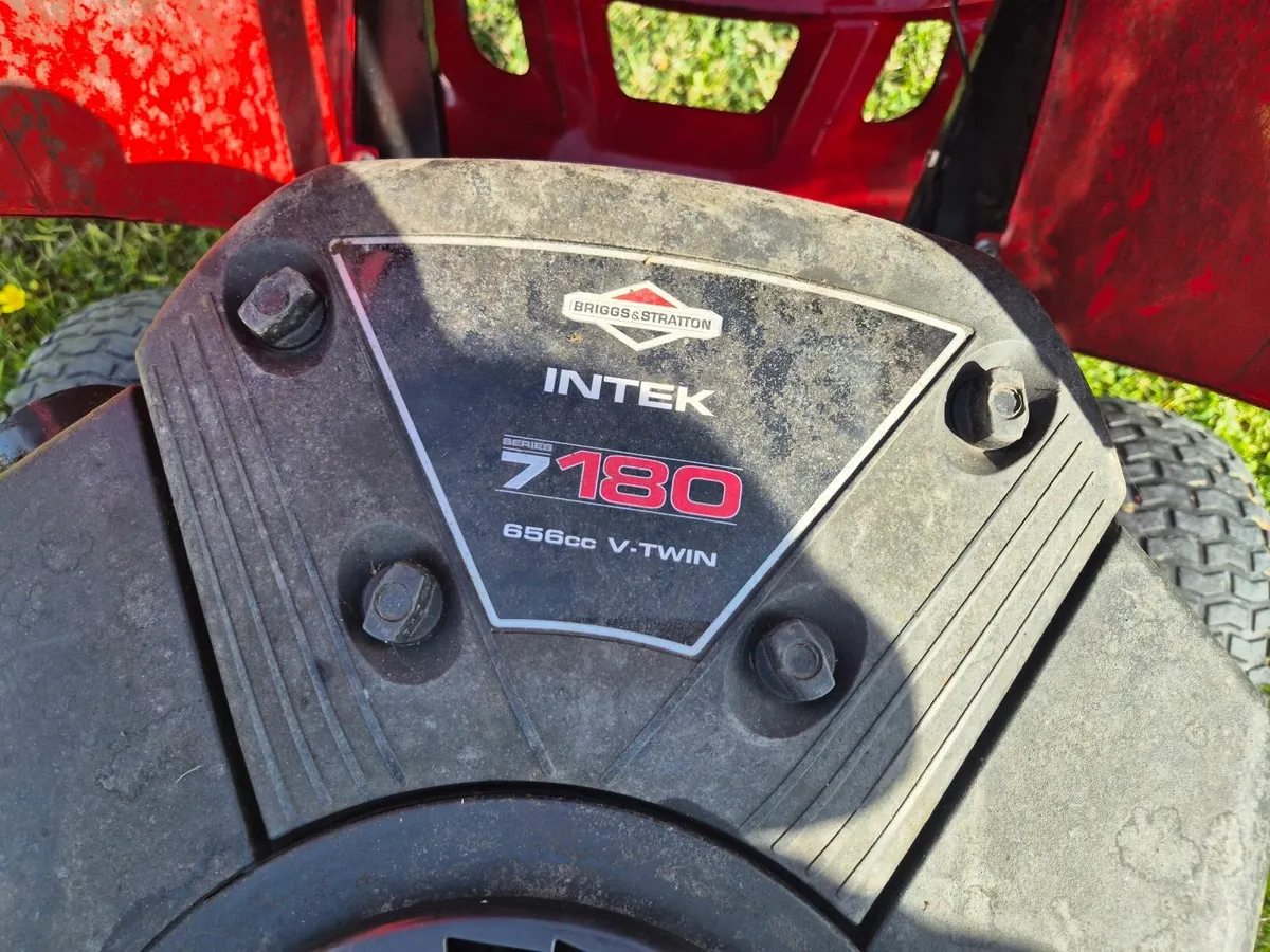 Ride On Lawnmower - Image 2