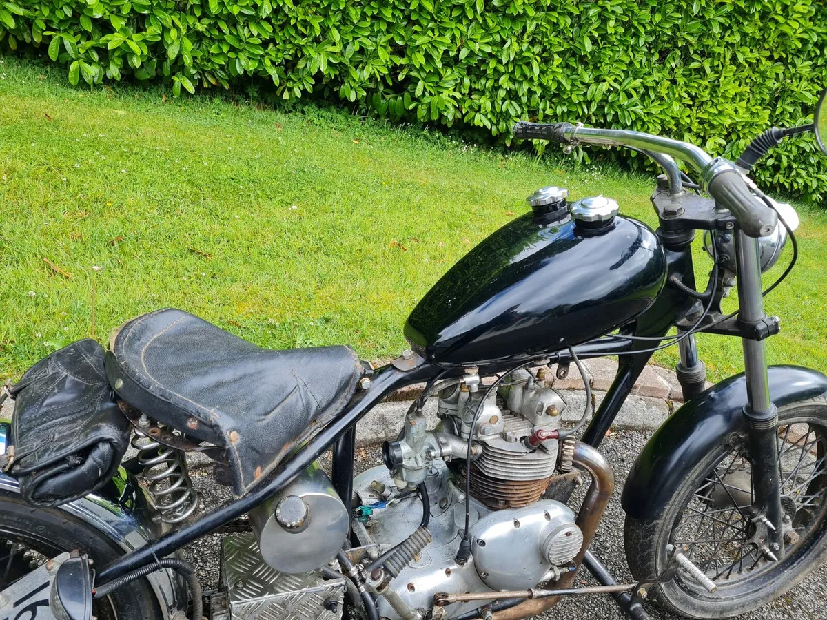 Triumph chop / bobber - Image 4