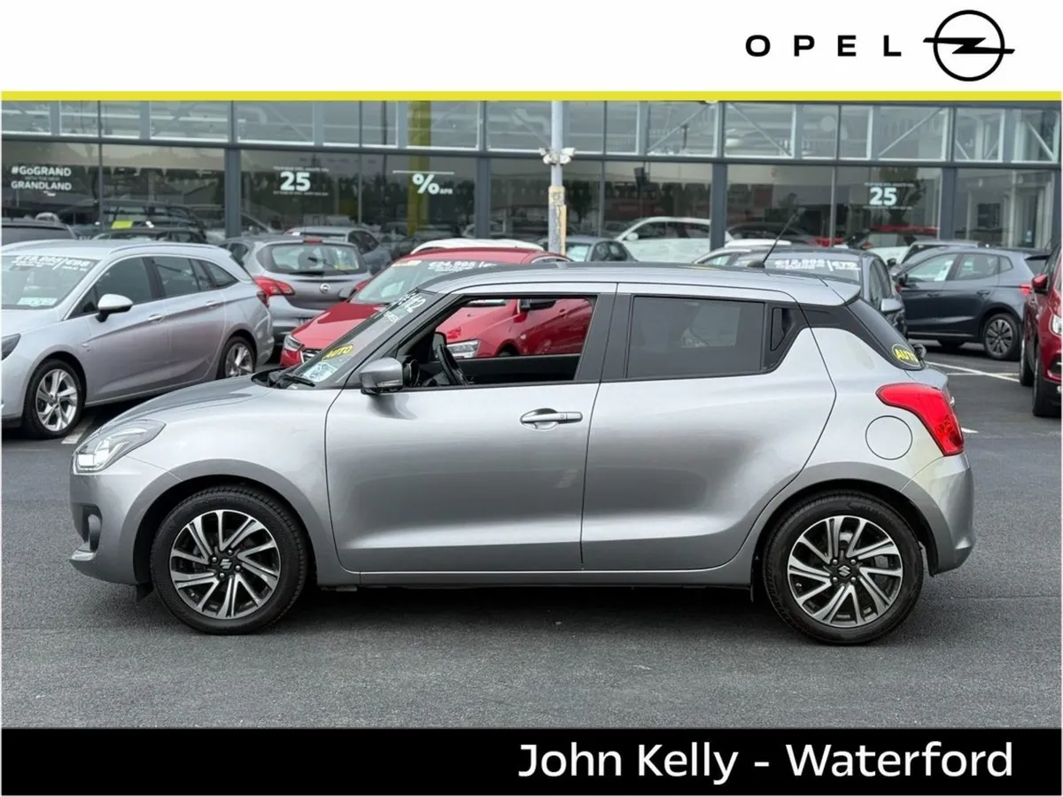 Suzuki Swift 1.2 Hybrid SZ5 CVT - Image 4