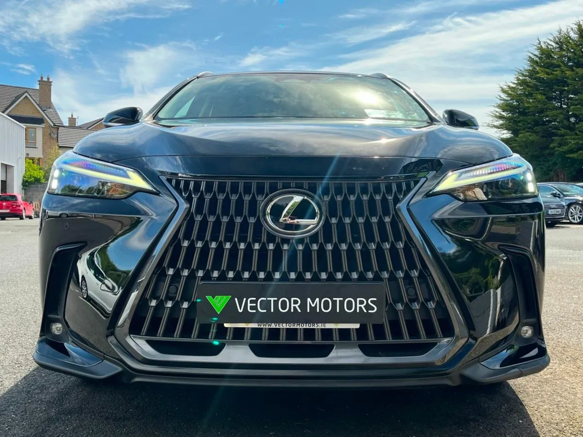 Lexus NX 450h  Premium 4WD Phev - Image 3