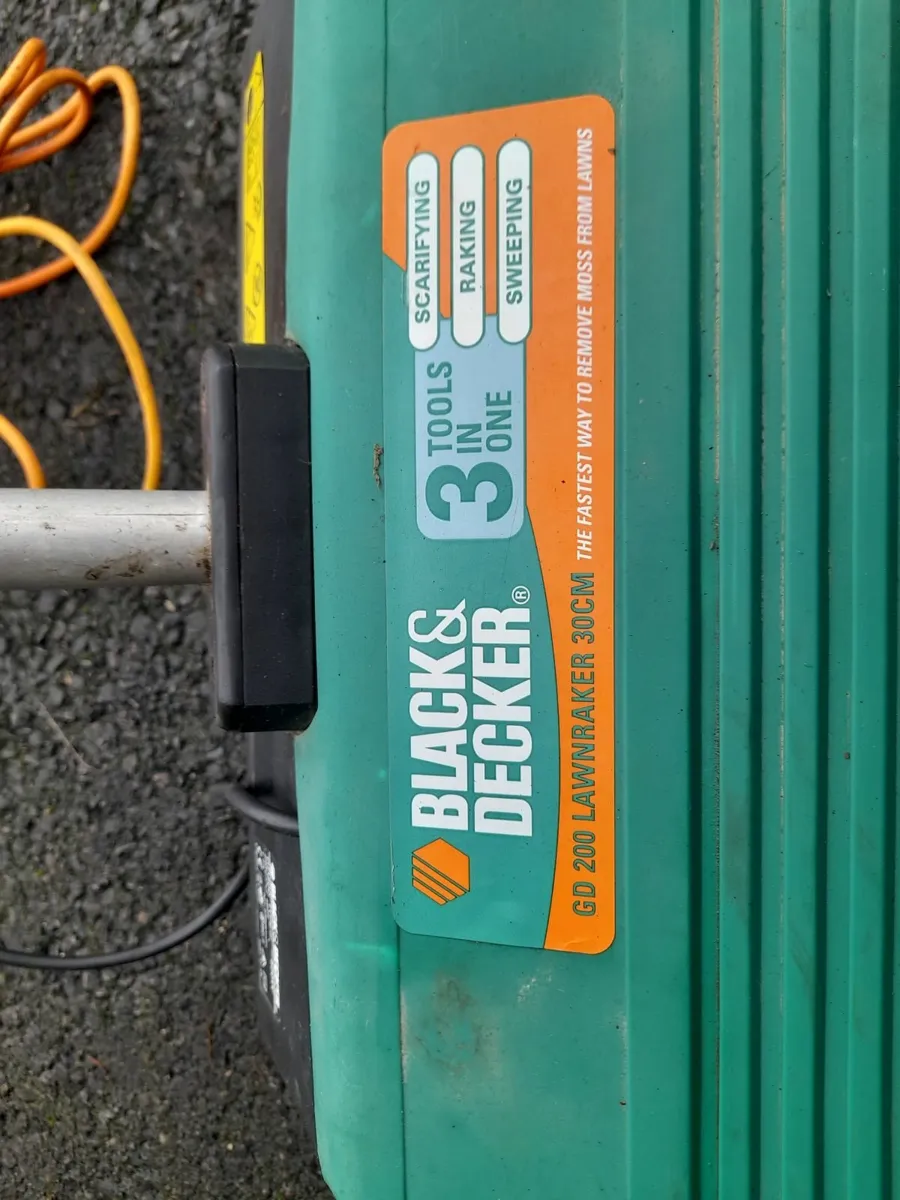 Garden scarifier - Image 1