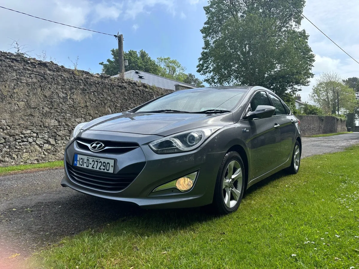 2013  Hyundai i30 - Image 2