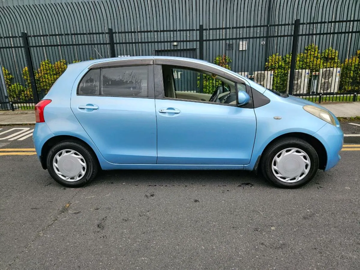 07 Toyota Vitz Automatic - Image 2