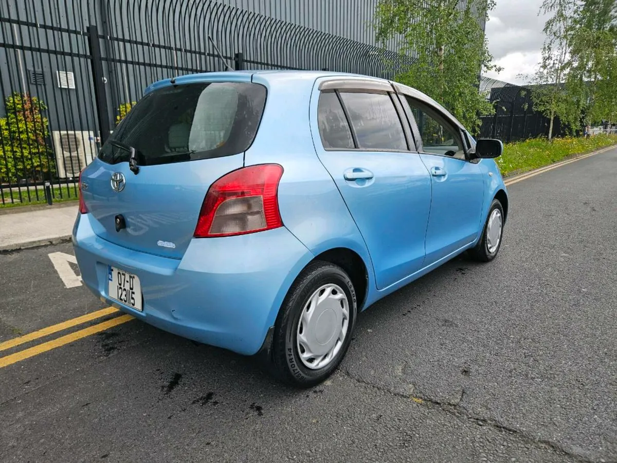 07 Toyota Vitz Automatic - Image 3