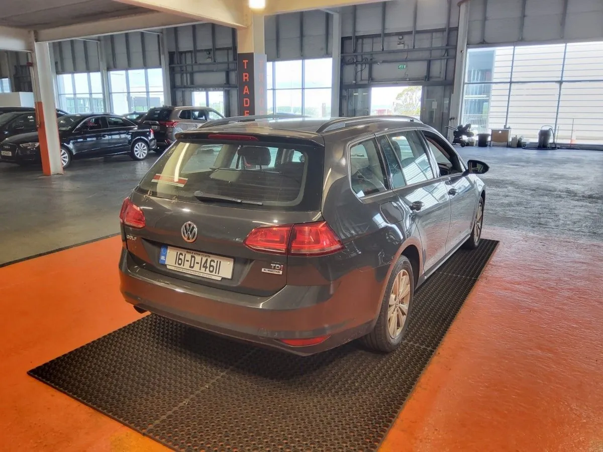 Volkswagen Golf 1.6 TDI EST 110HP BMT Comfortline - Image 3