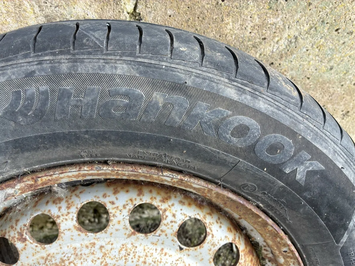 Hankook 195/65 r15 tyres and rims - Image 2