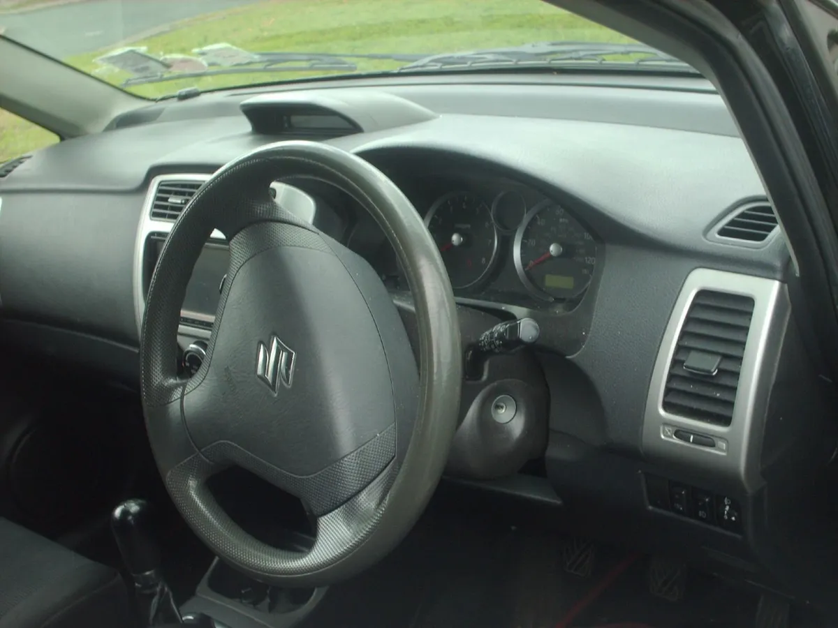 Suzuki Liana 2007 - Image 3