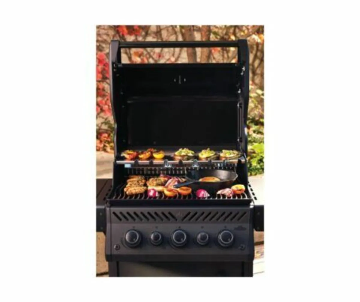 Napoleon BBQ Rogue RSE 425 Phantom - Image 1