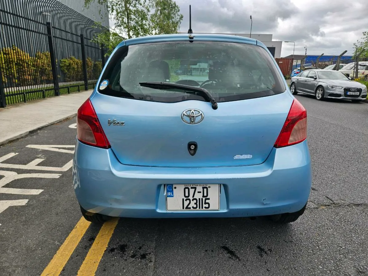 07 Toyota Vitz Automatic - Image 4
