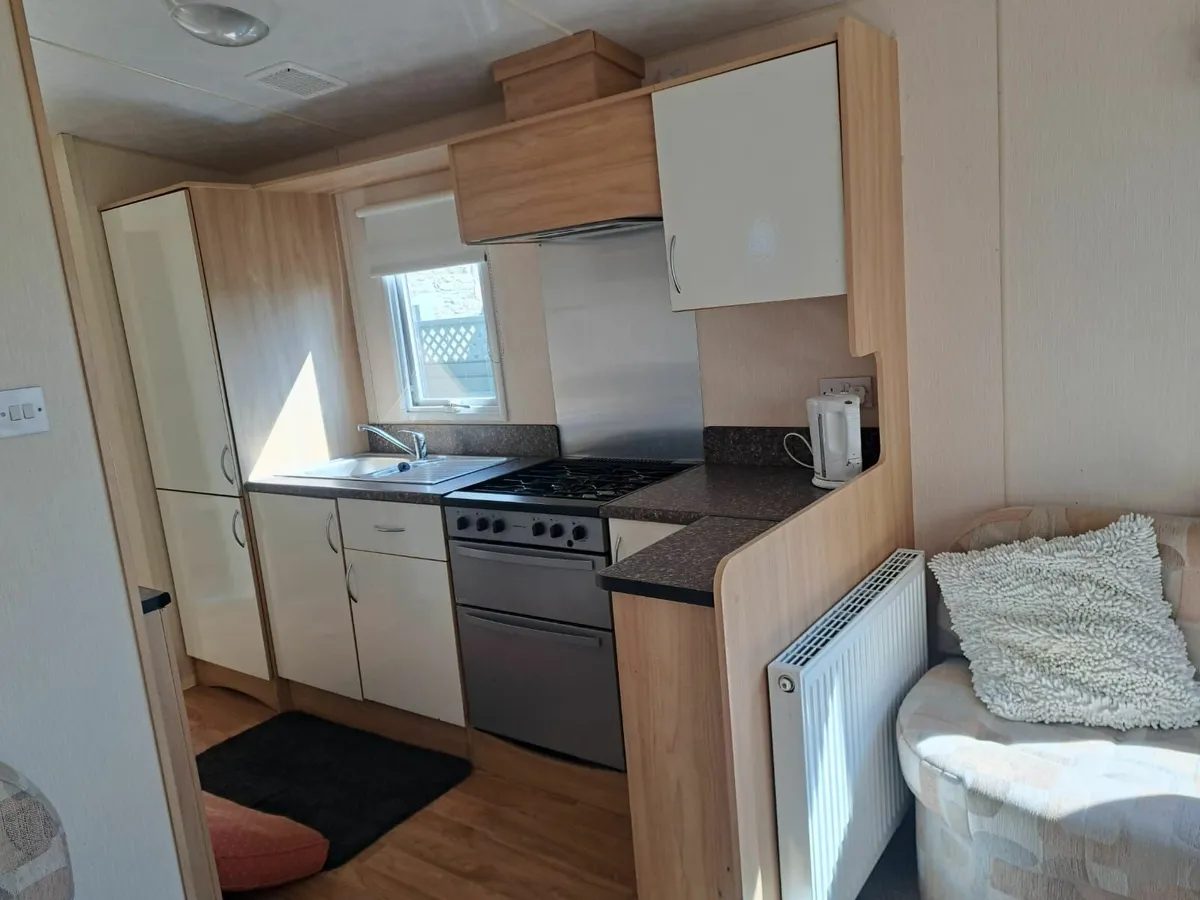 ABI Vista 28x12 Platinum Mobile Home - Image 3