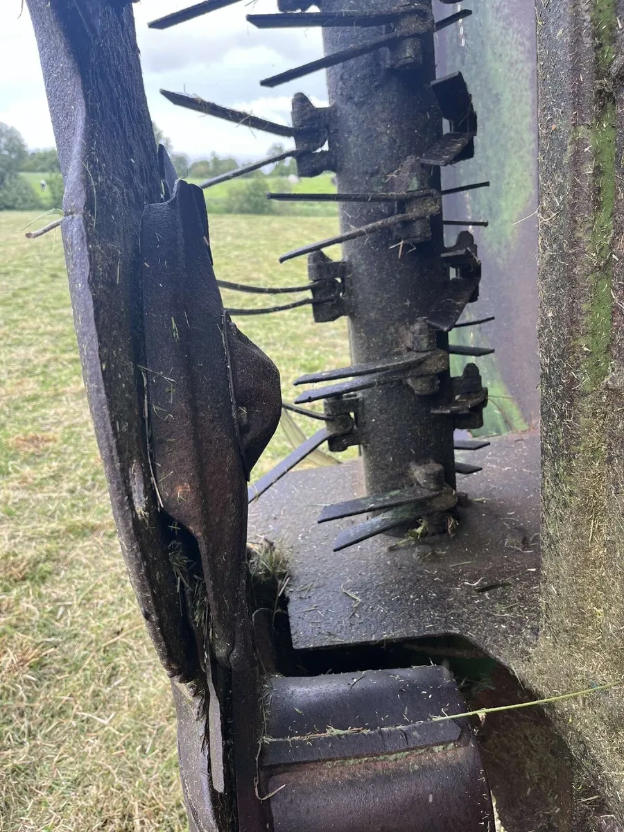 Krone 9 foot Conditioner Mower - Image 3