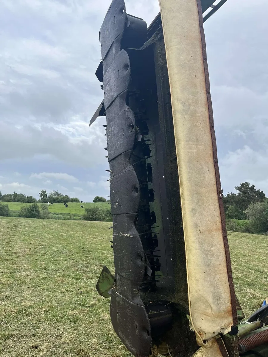 Krone 9 foot Conditioner Mower - Image 4