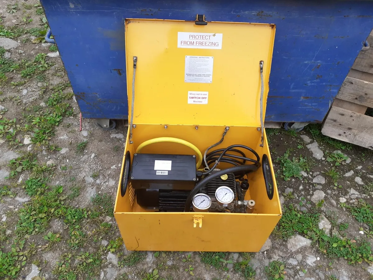 MORRIS TEST PUMP TW0016 - Image 1