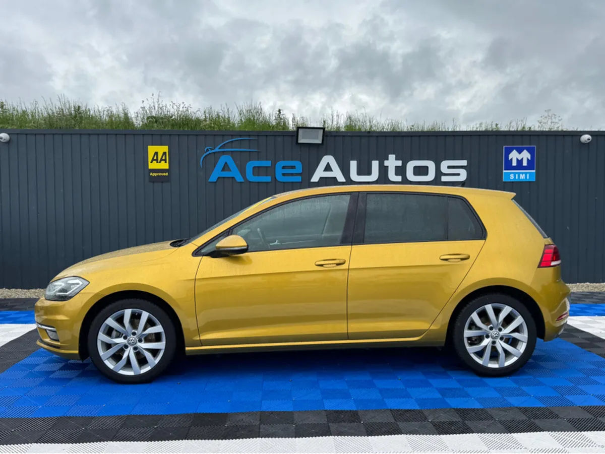 Volkswagen Golf HIGHLINE PRO - 1.4 PETROL - AUTO - - Image 4
