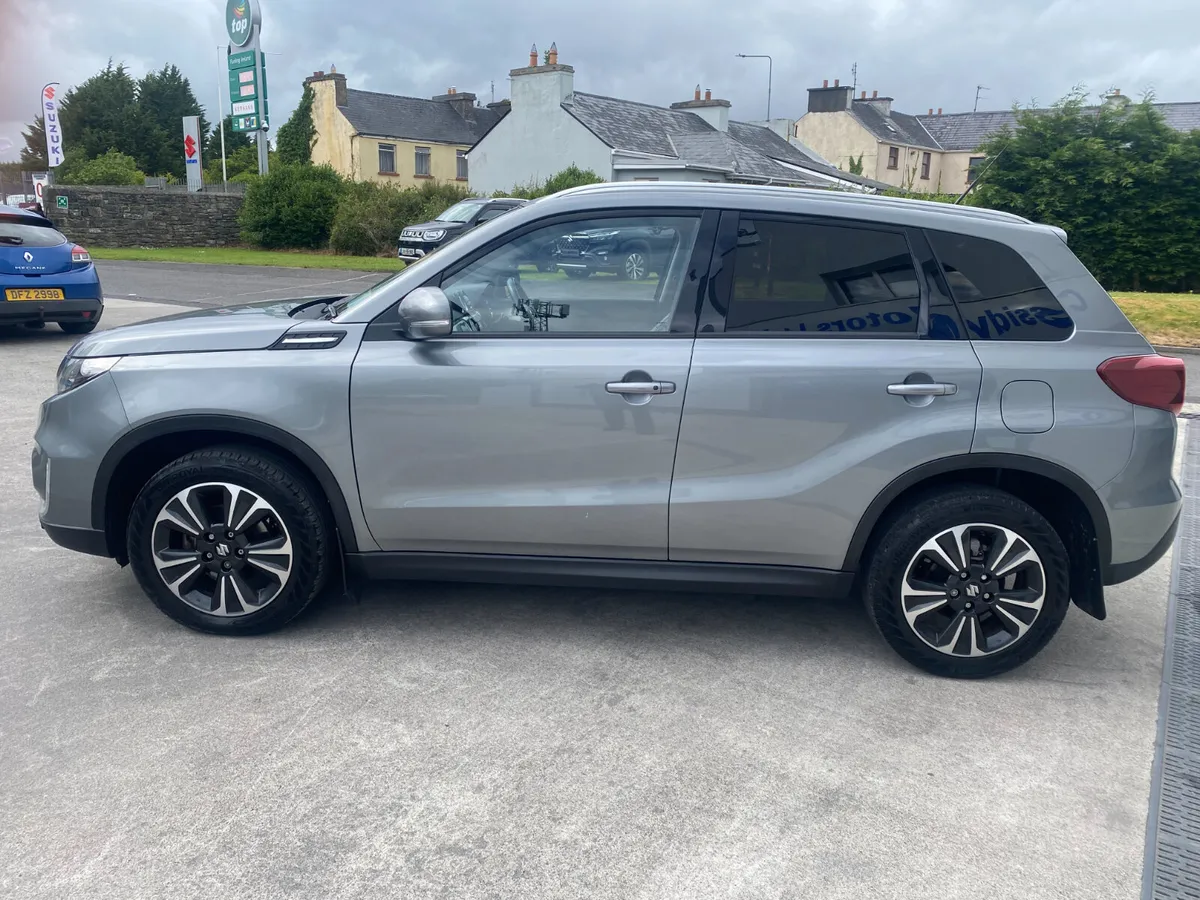 2021, Suzuki Vitara SZ5 **4X4** - Image 4