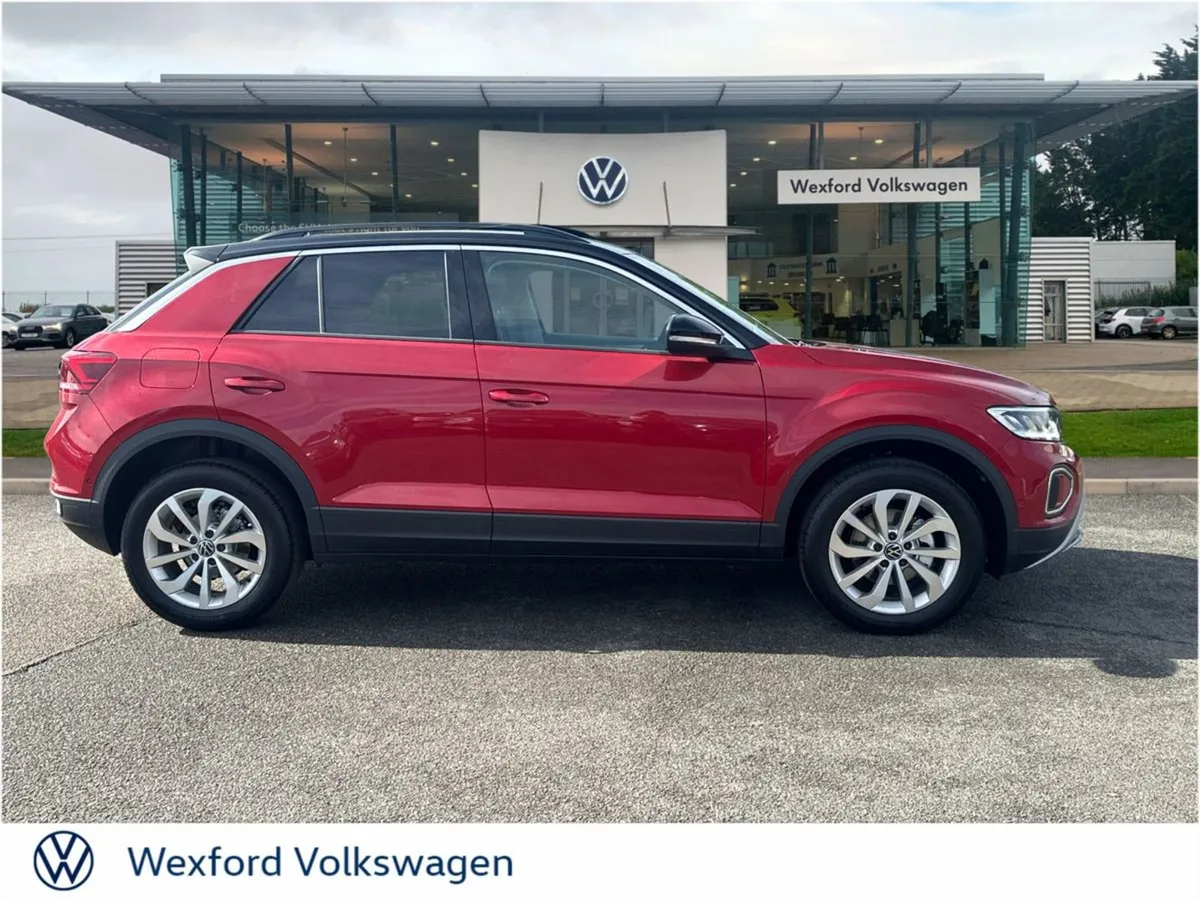 Volkswagen T-Roc Edition 75 1.0tsi 116HP Manual - Image 4
