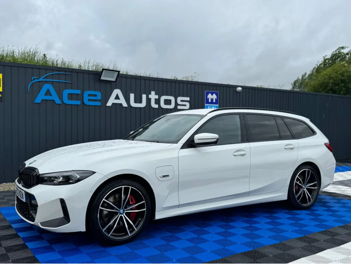 BMW 3-Series 330E M-SPORT - 2.0L PETROL - AUTO - 1 - Image 3