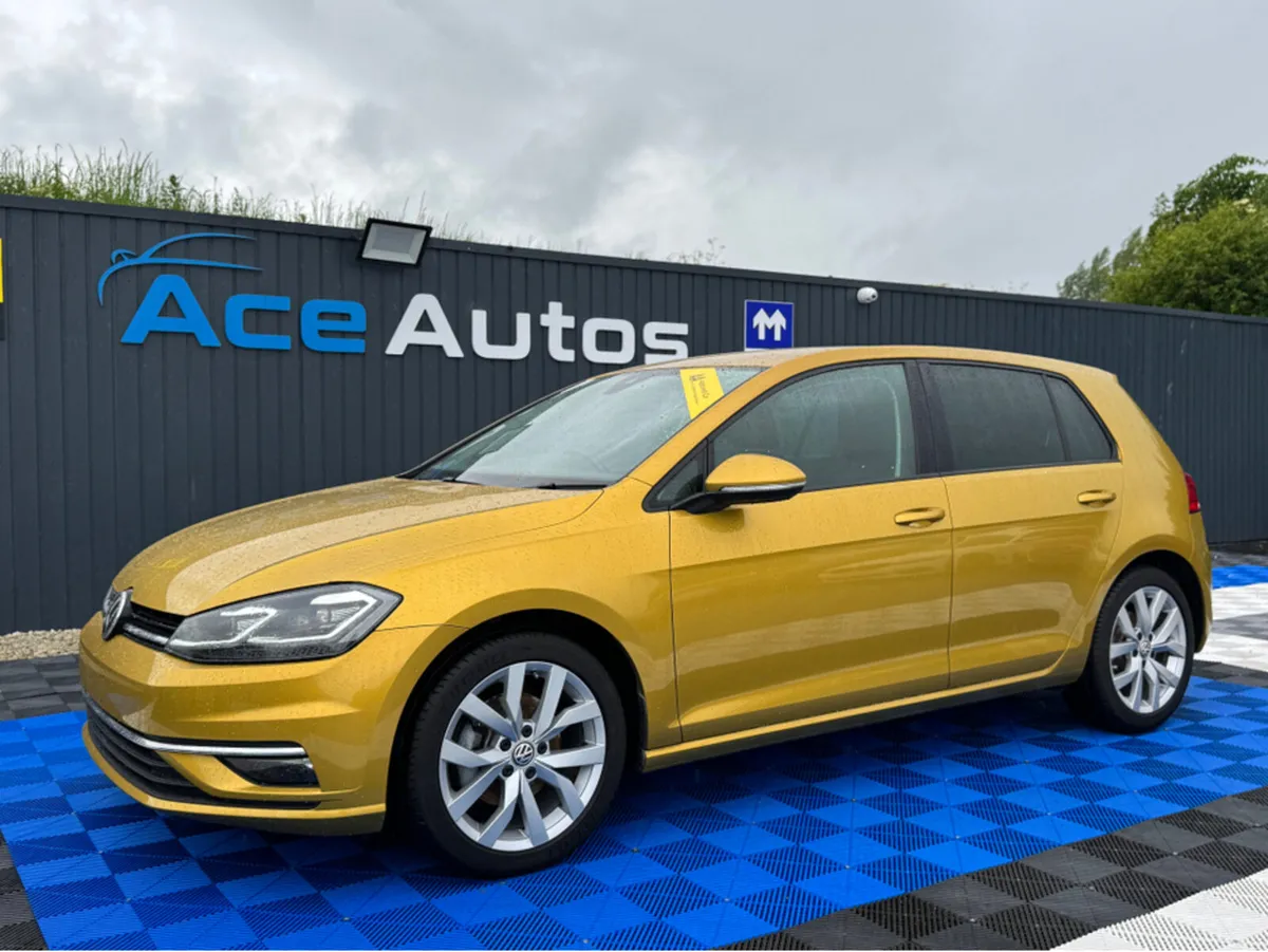 Volkswagen Golf HIGHLINE PRO - 1.4 PETROL - AUTO - - Image 3
