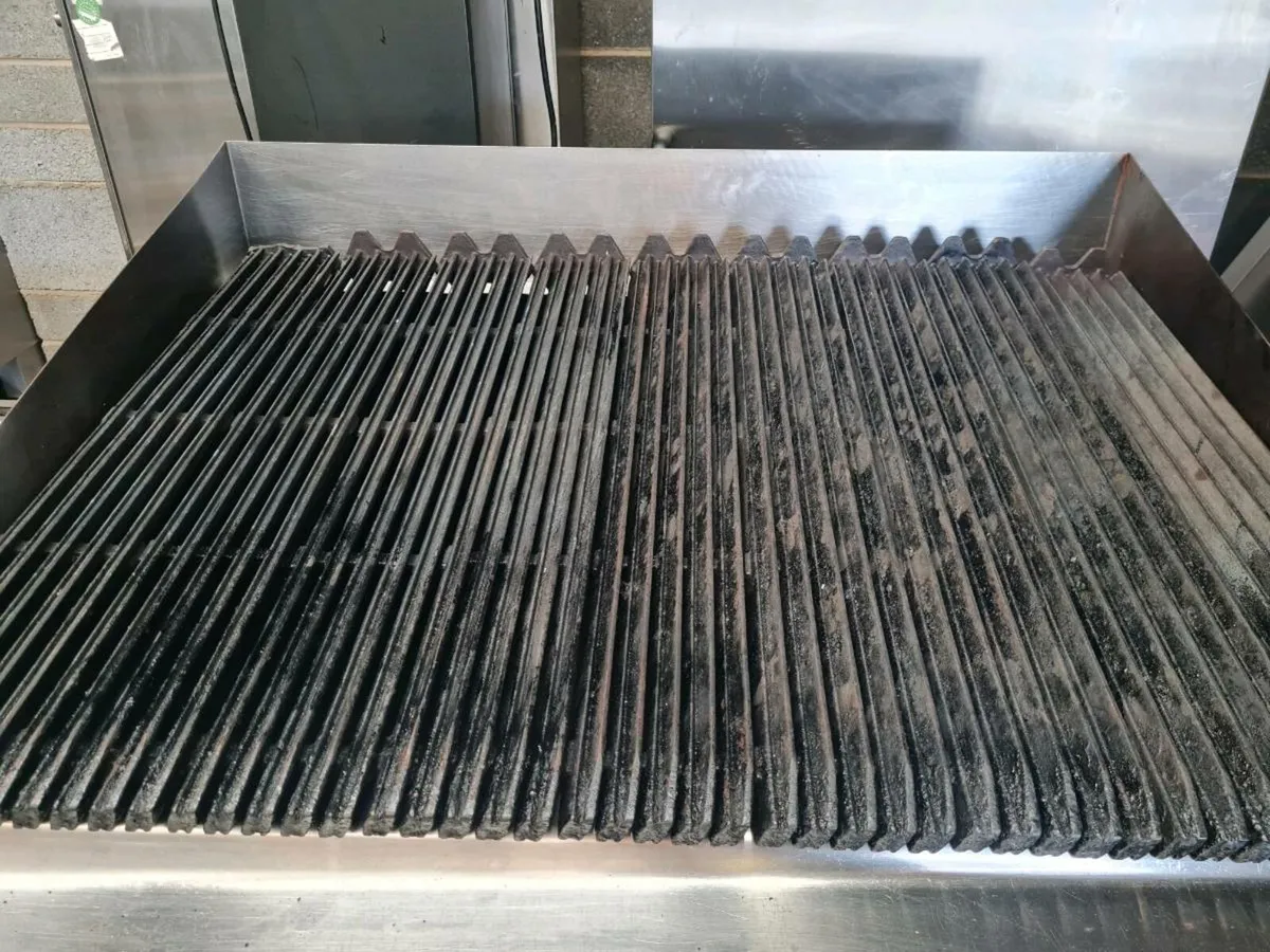 Falcon F900 Chargrill - Nat gas - Image 2