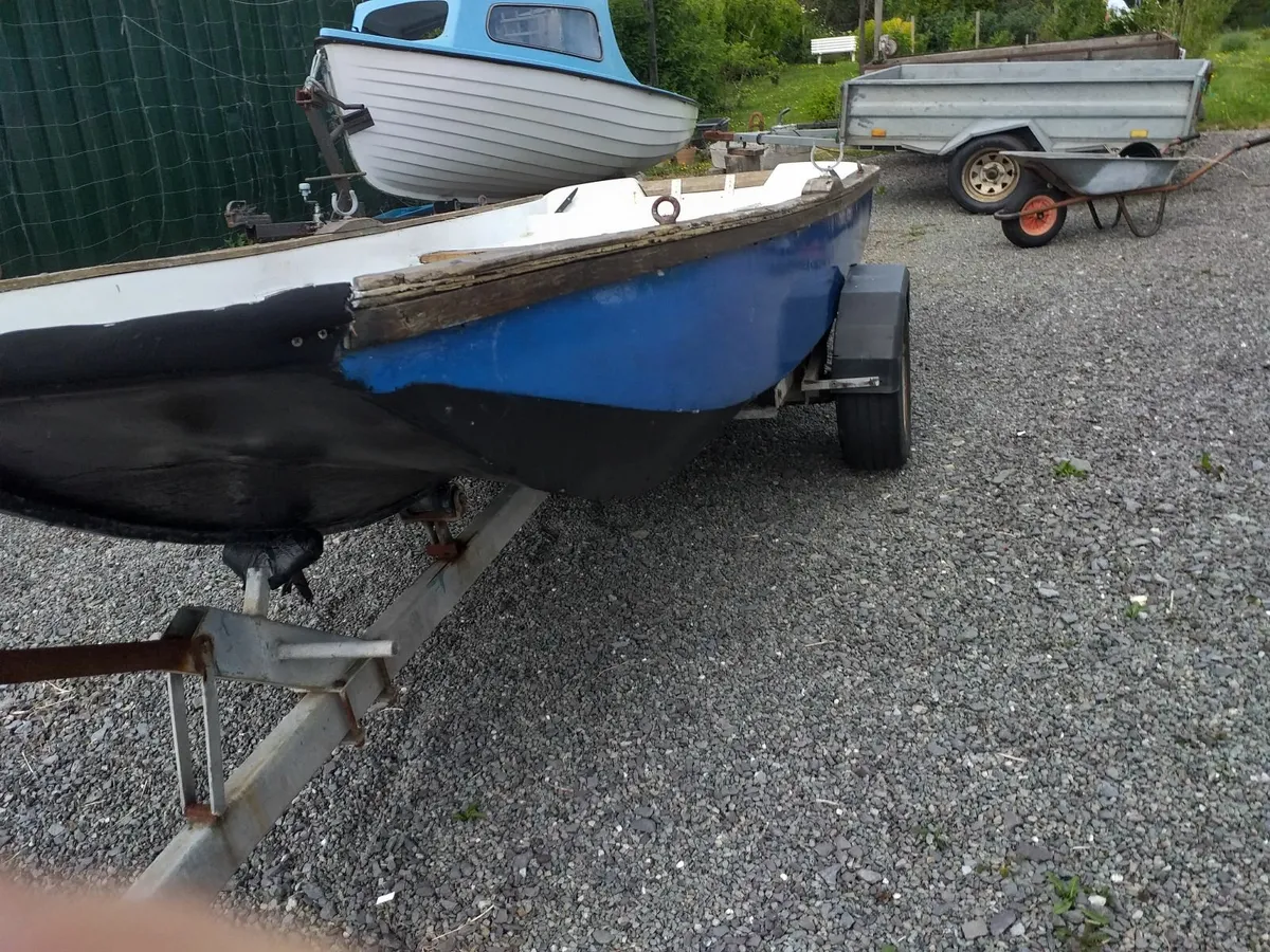 Dory boat - Image 1