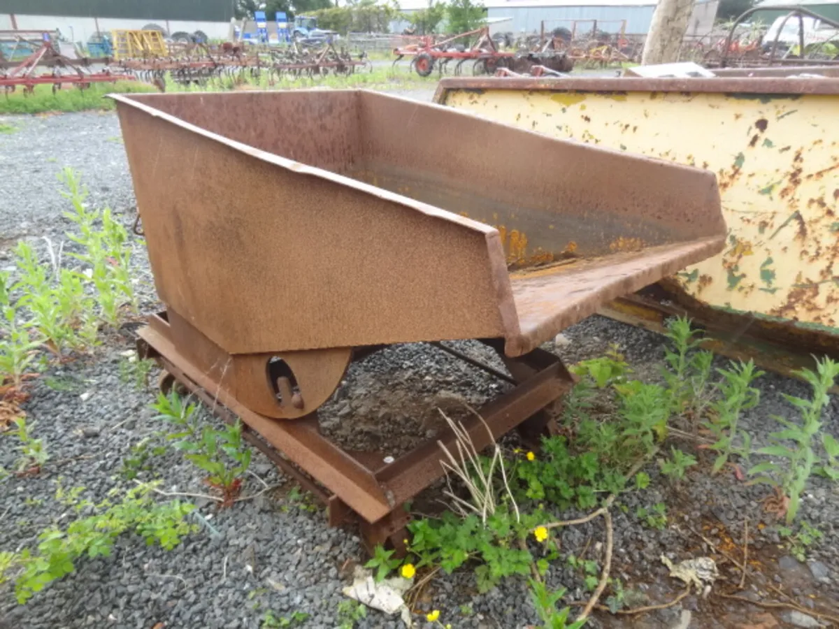 Forklift Tip Skips - Image 2