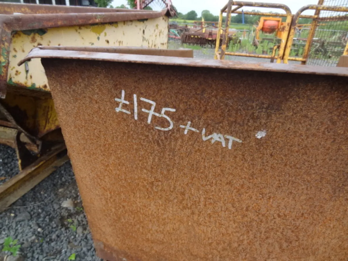 Forklift Tip Skips - Image 4