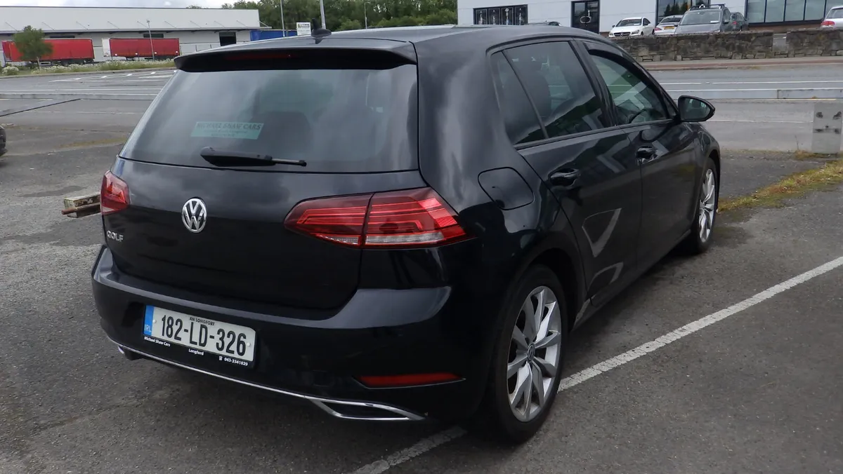 182 Volkswagen Golf  1.6 TDI HIGHLINE - Image 2