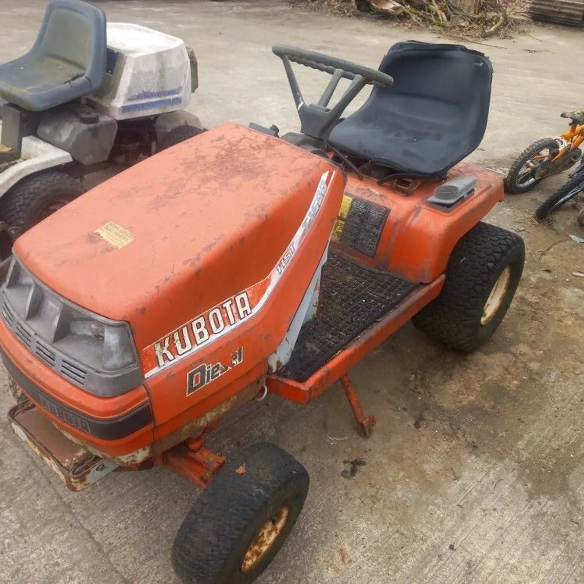 Kubota lawnmower - Image 2