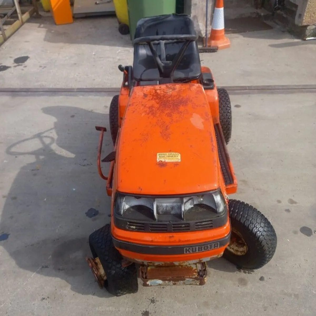 Kubota lawnmower - Image 4