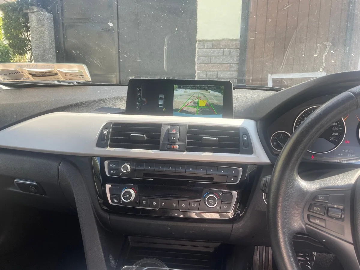 Bmw 3 series 2017 - Image 3