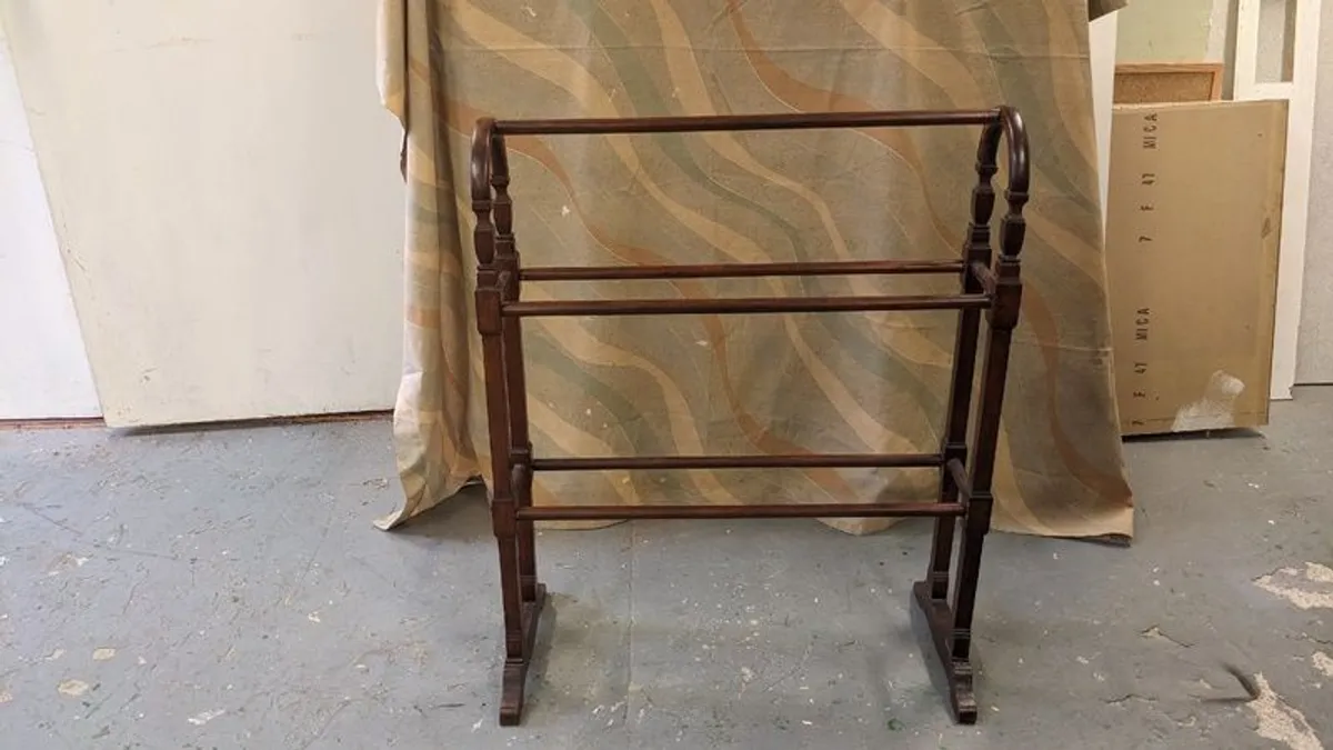 Vintage Mahogany Towel Rail - Image 2