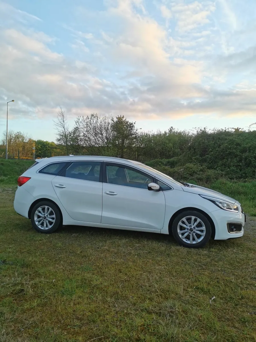 Kia Ceed 2018 - Image 3