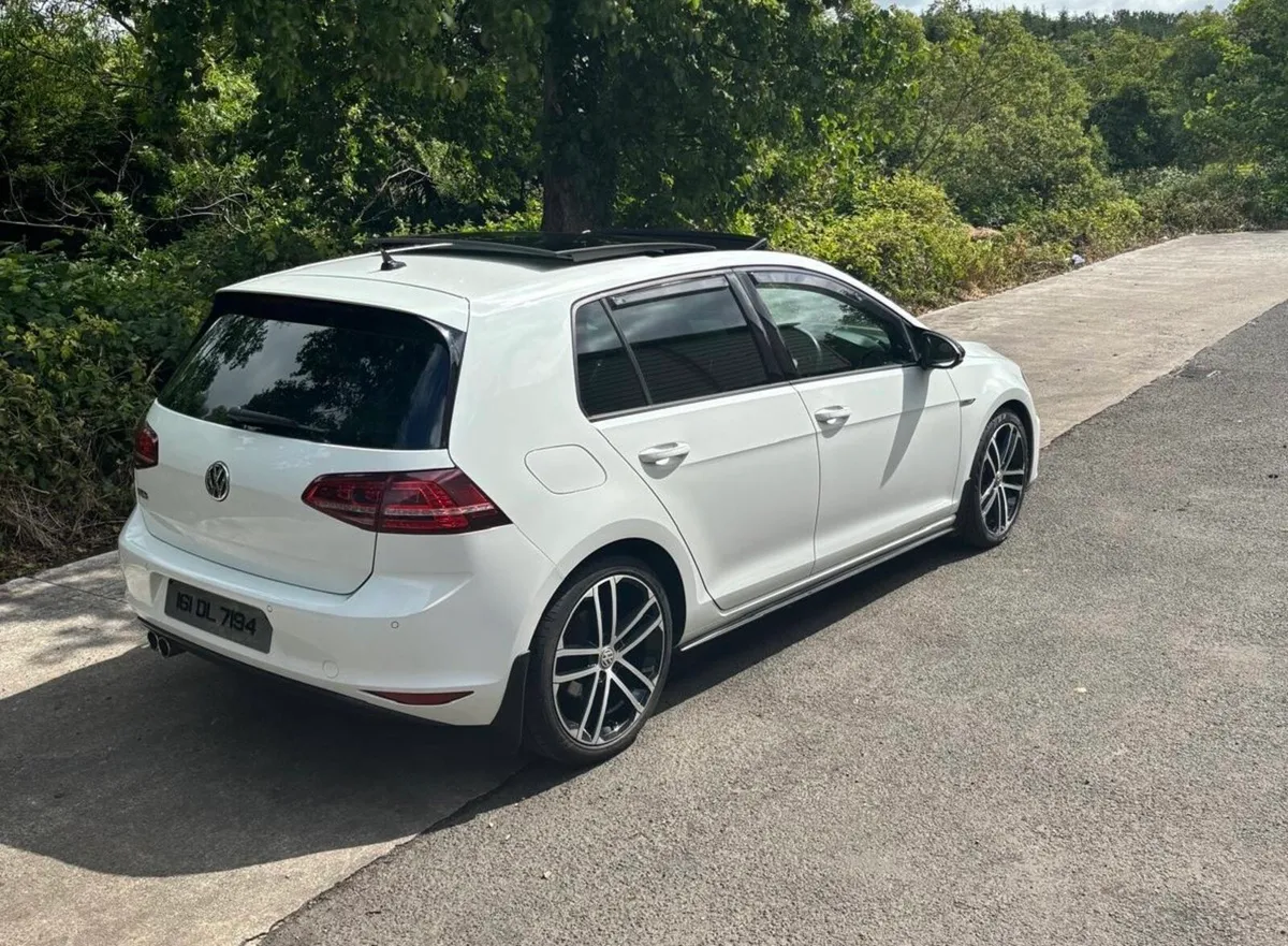 GOLF GTD - Image 2