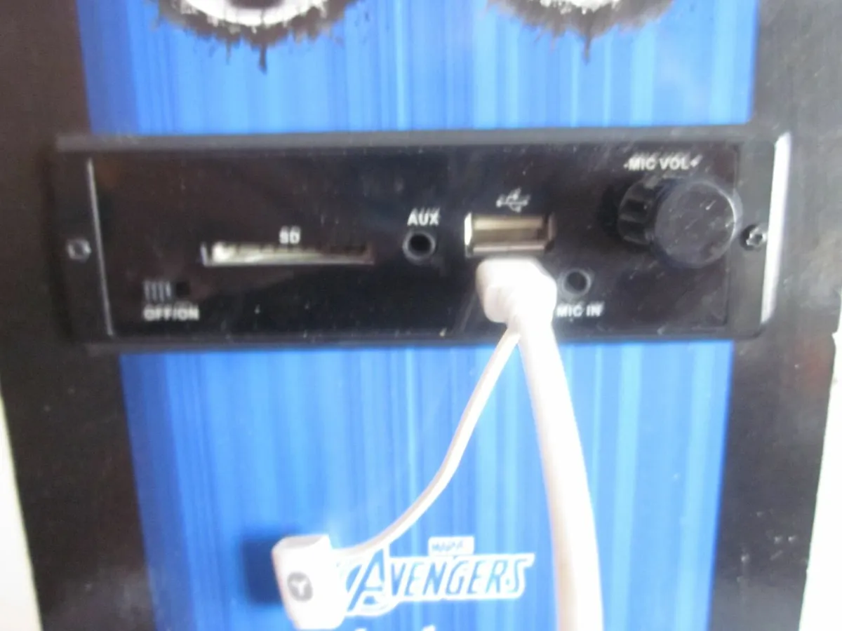 Marvel Avengers Mini Bluetooth Tower - Image 4
