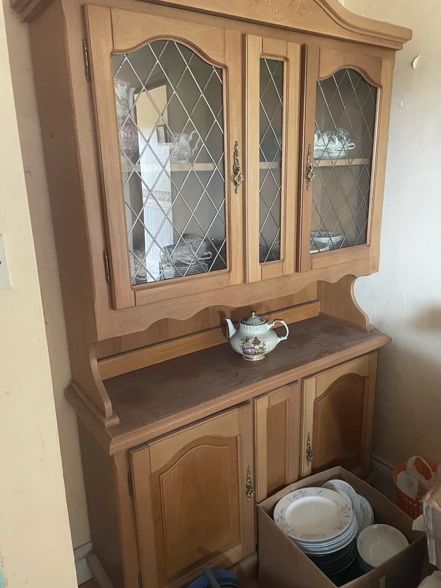Dresser - Image 2
