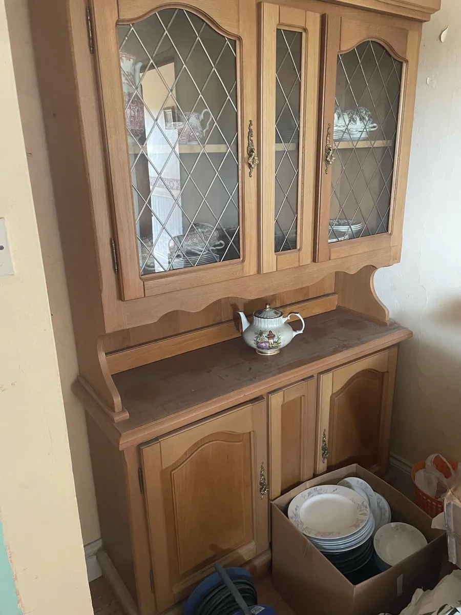 Dresser - Image 3