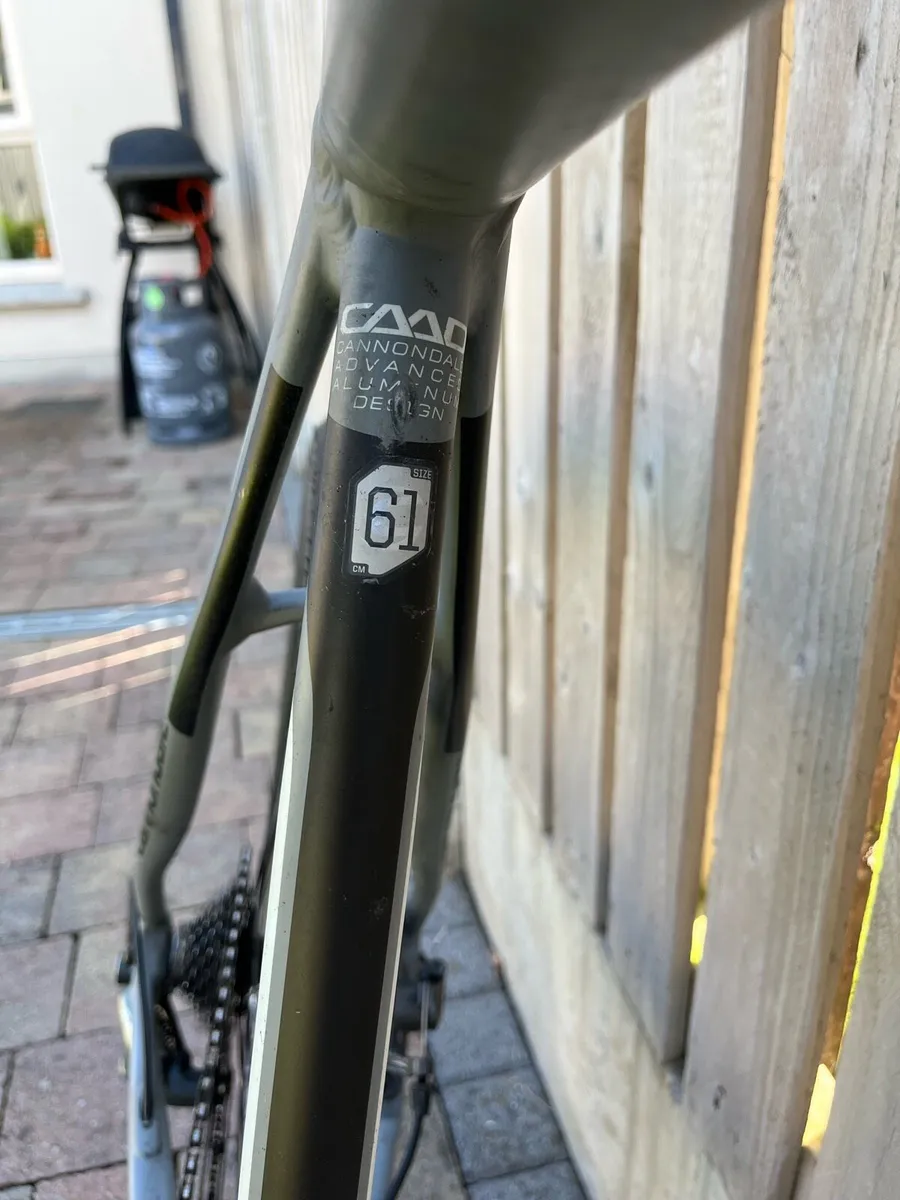 Cannondale Synapse Road Bike - Image 3