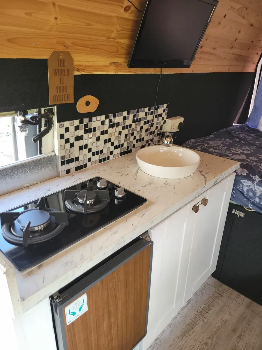 Camper - Image 4
