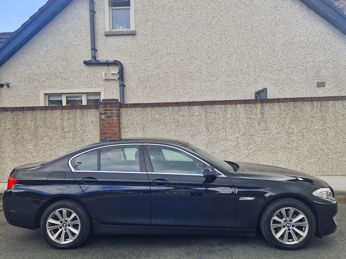 BMW 520D SE, Low mileage, exceptional condition - Image 3