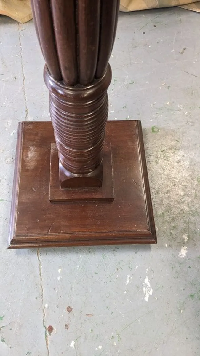 Tall Mahogany Vintage Display Stand - Image 4