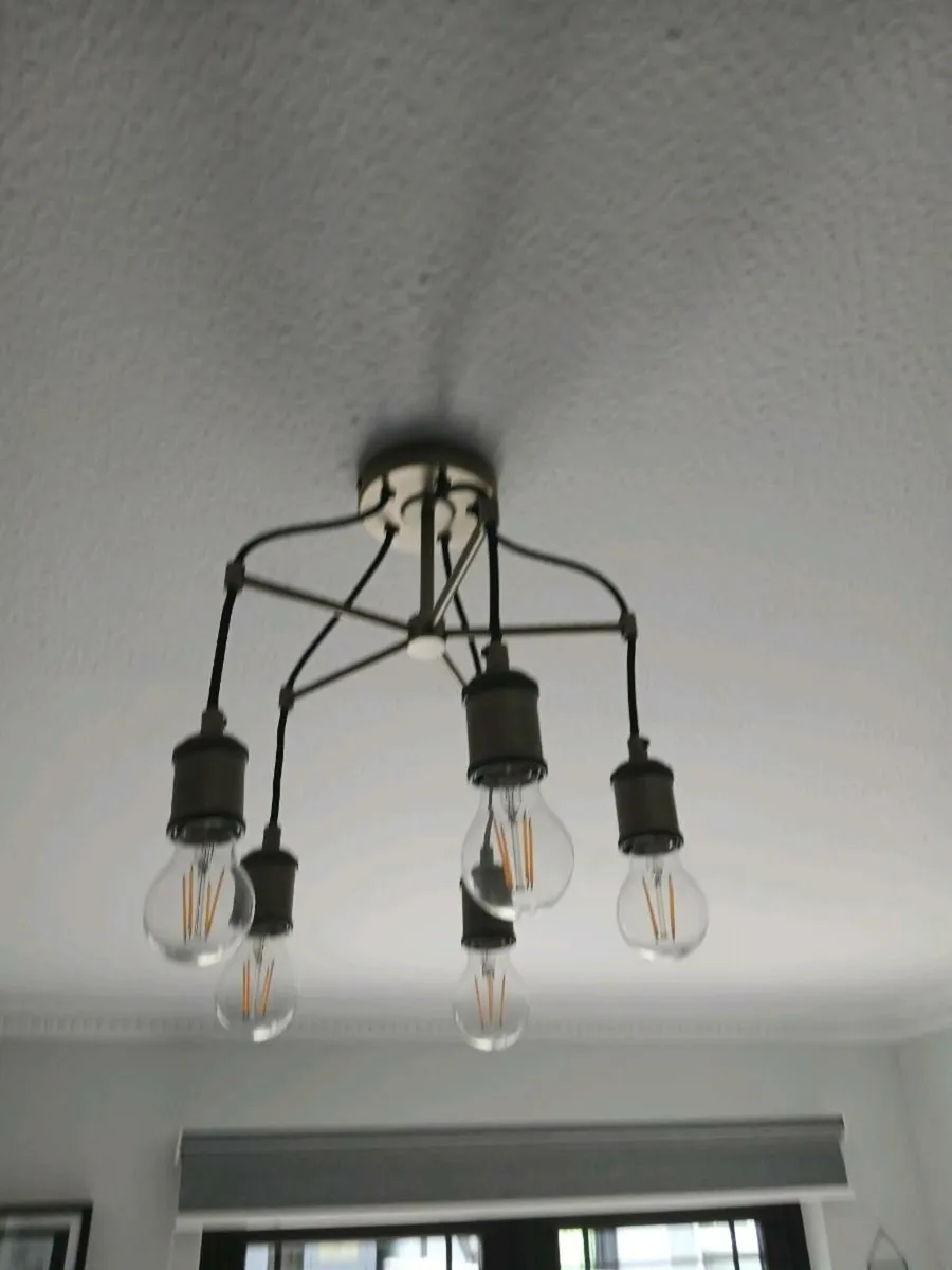 Living room chandelier - Image 1