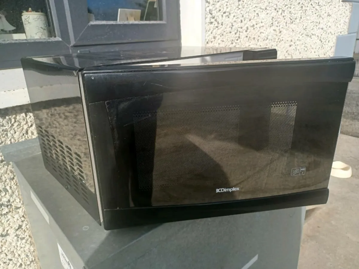 Microwave - Image 1