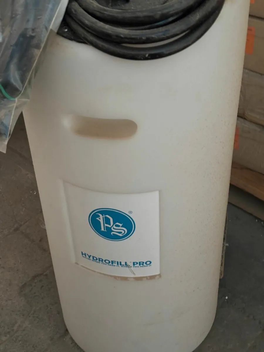 Hydrofill Pro Mobile Battery Watering Cart £120+VA - Image 1