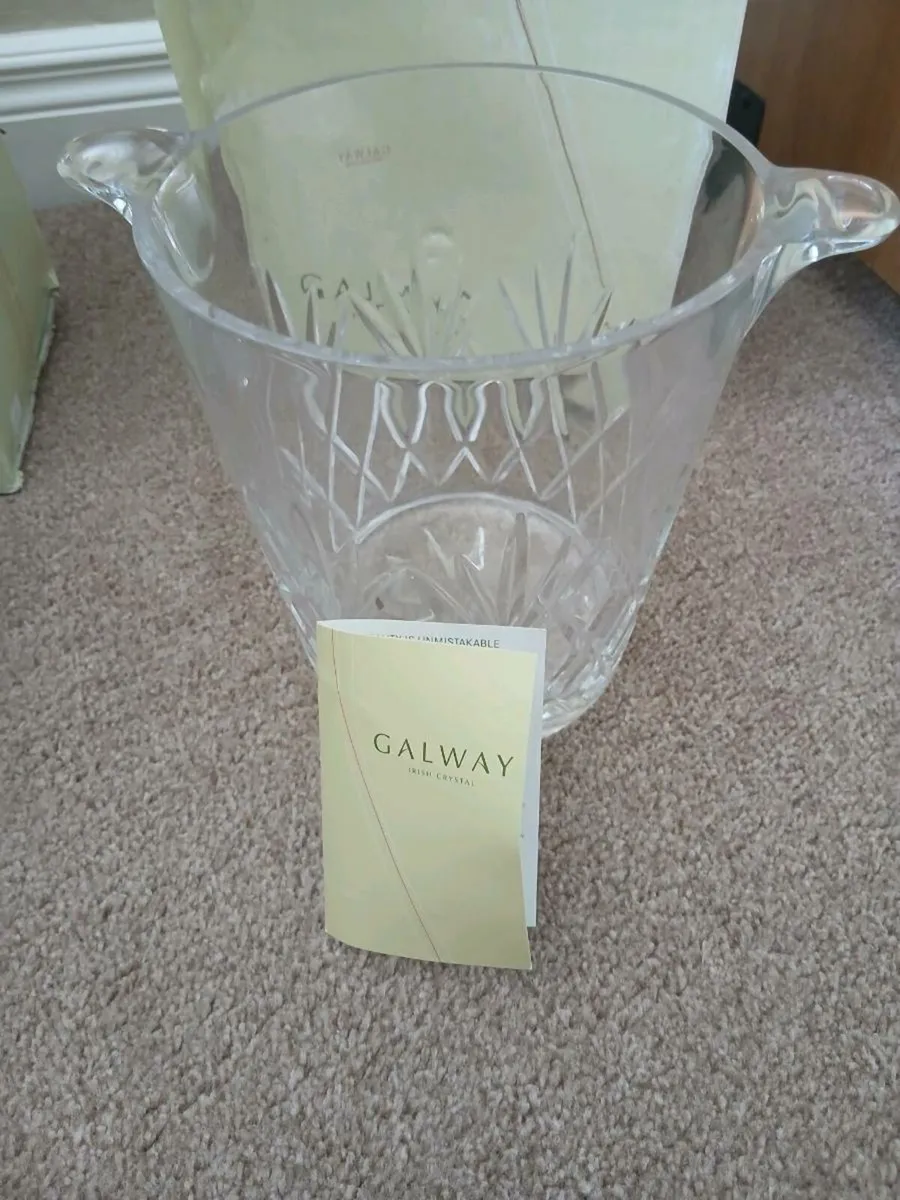 Vase /Wine Cooler - Image 3